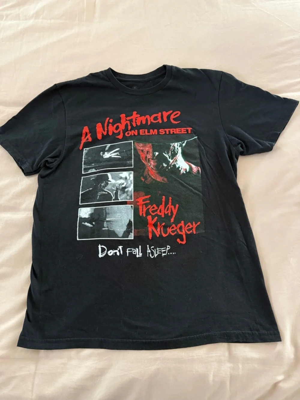 A Nightmare on Elm Street Freddy Krueger Graphic Tee - Black - Picture 2 of 6